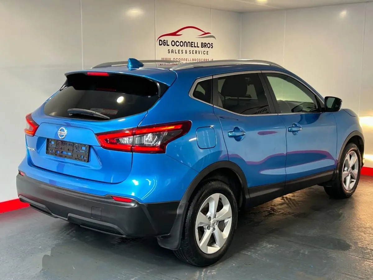 Nissan QASHQAI 1.5 SV 18 4DR - Image 4