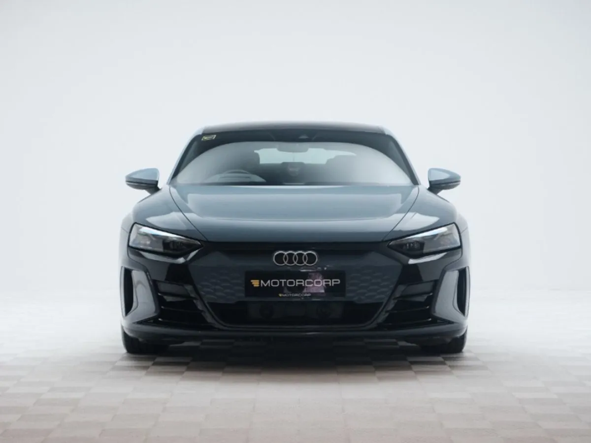 Audi e-tron GT GT Quattro - Image 2