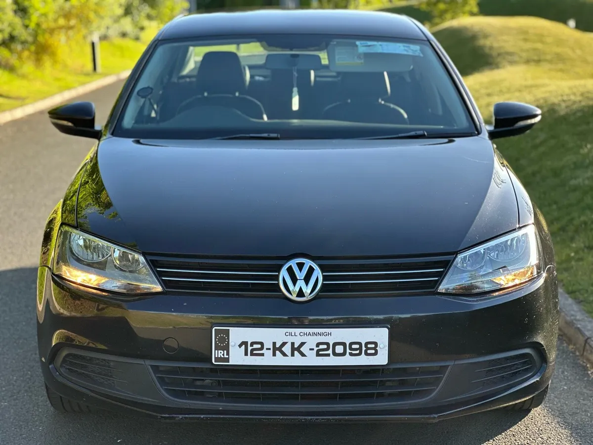 Volkswagen Jetta 2.0 diesel automatic - Image 2