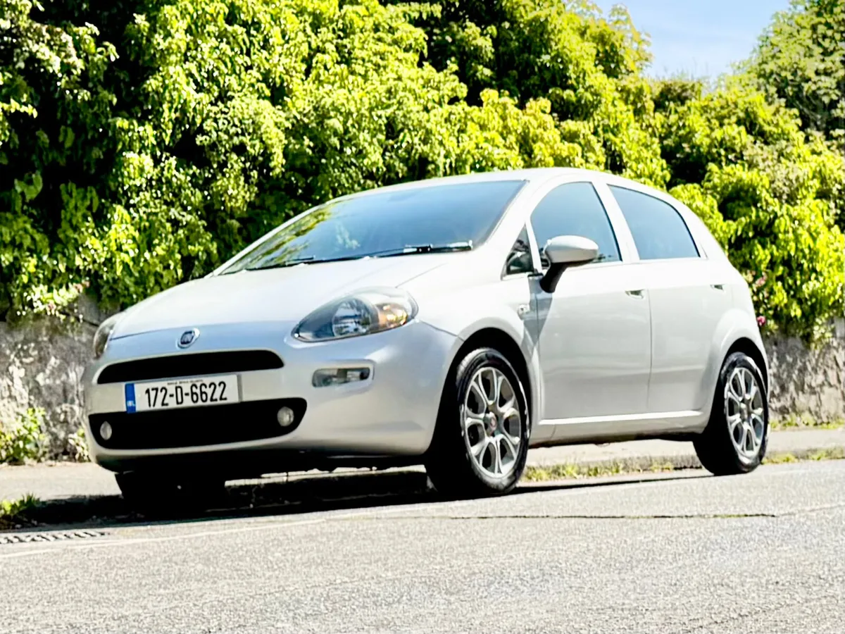Fiat Punto 2017!!LOUNGE 1.2l !! ONLY 64K MLS!!! - Image 2