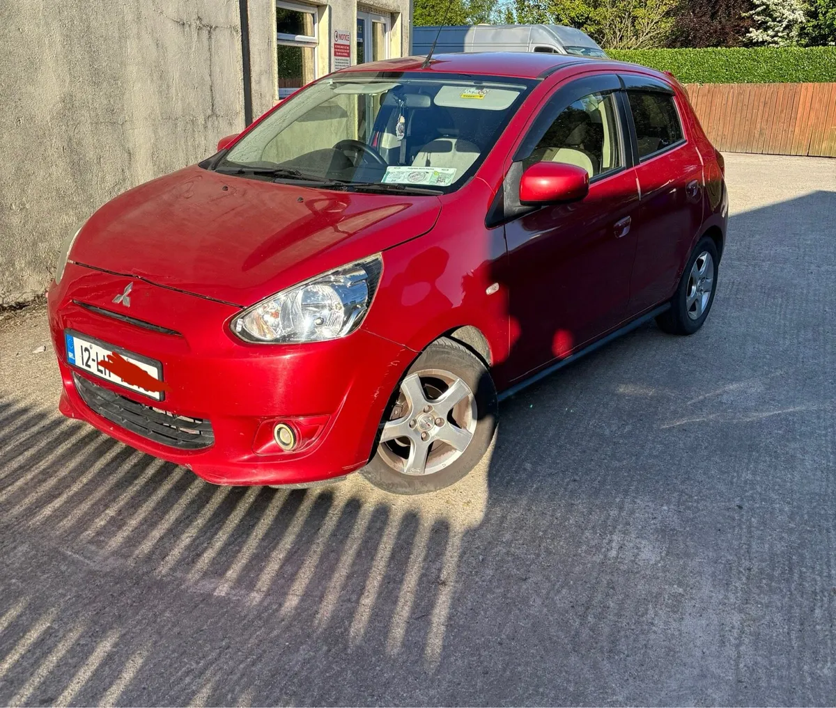 2012 Mitsubishi mirage - Image 2