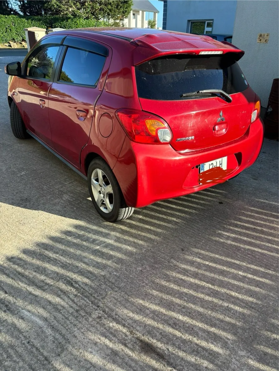 2012 Mitsubishi mirage - Image 4