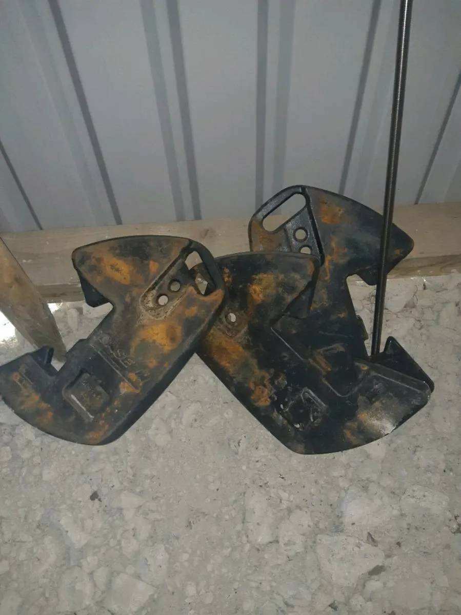 Tractor front linkage - Image 3