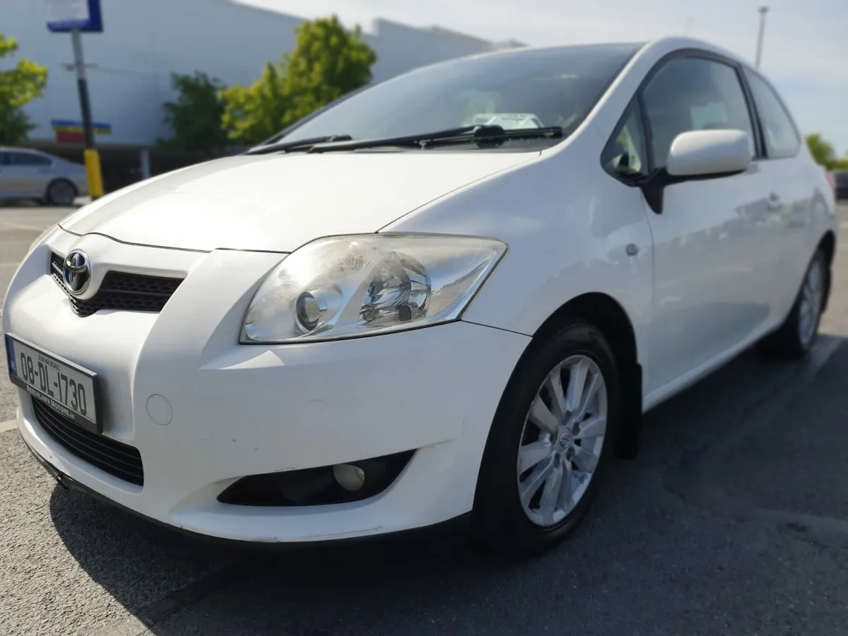 Toyota Auris NCT 02/26 Tax 03/26 - Image 1