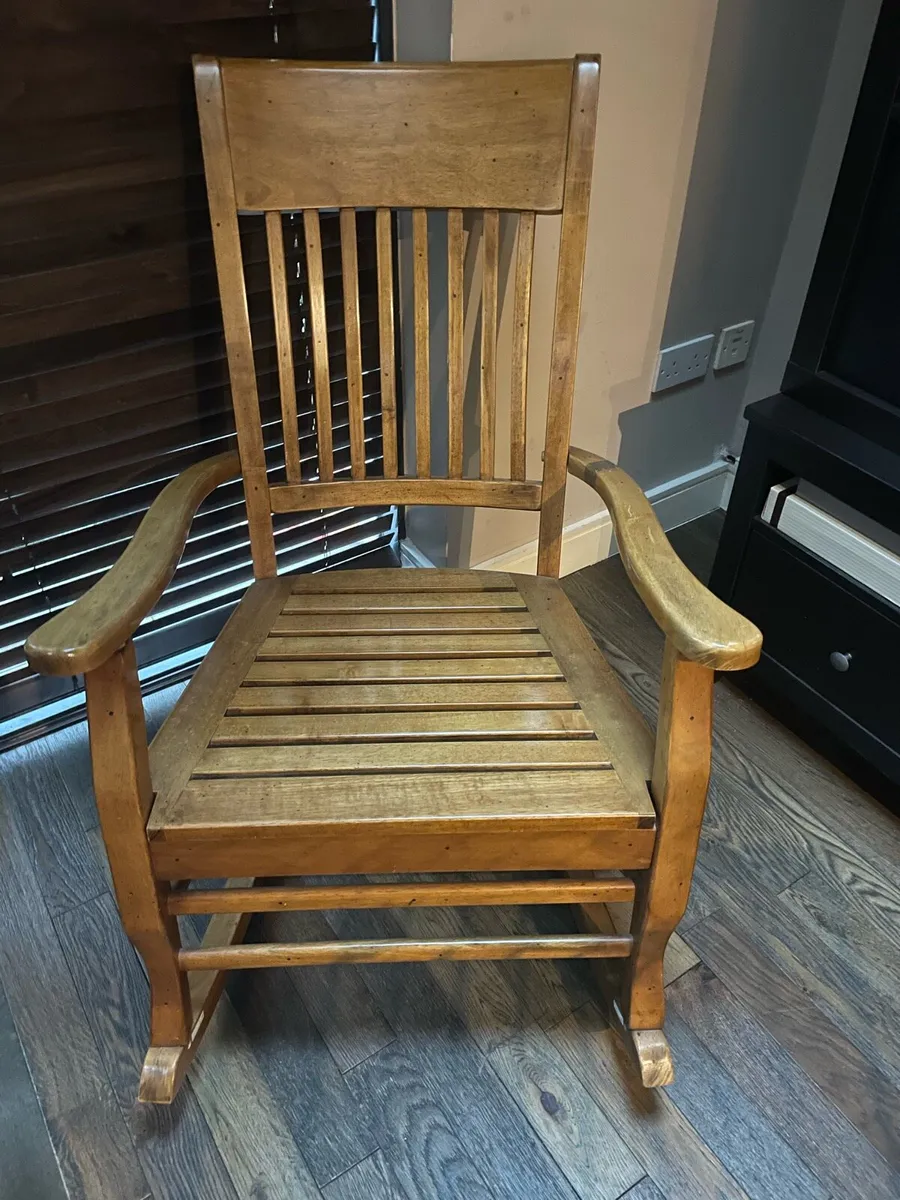 Rocking chair - Image 1