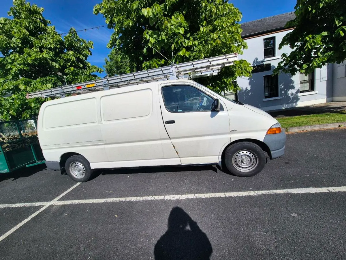 Toyota hiace van - Image 1