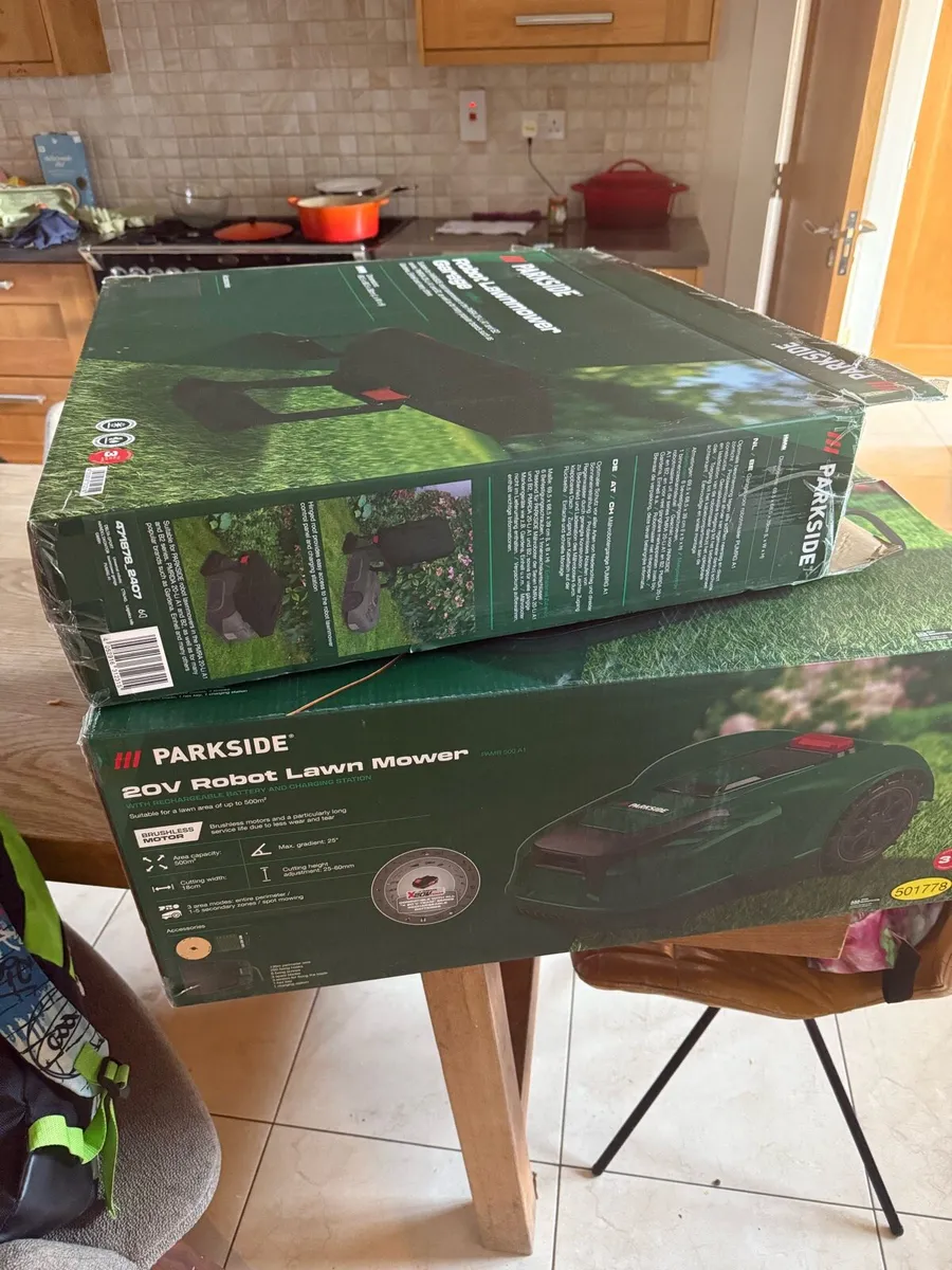 Robot lawnmower