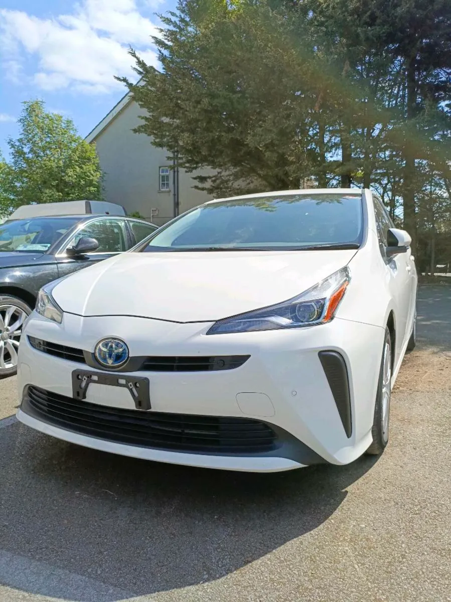 Toyota prius 2021 - Image 1