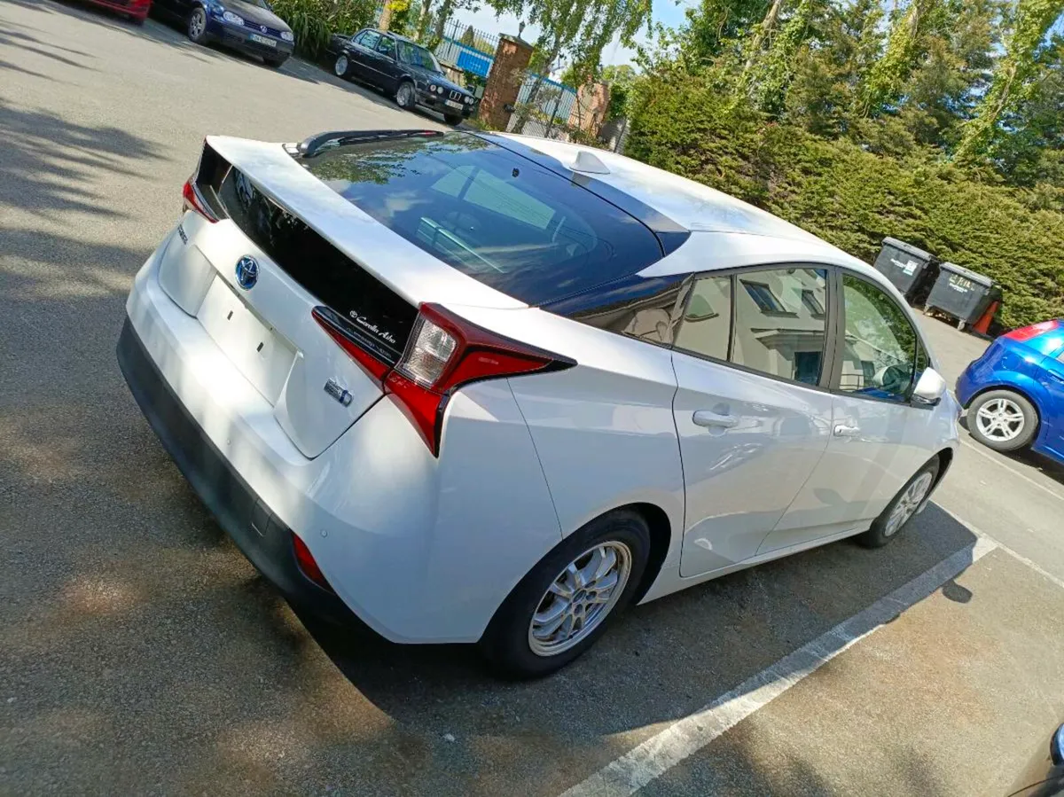Toyota prius 2021 - Image 4