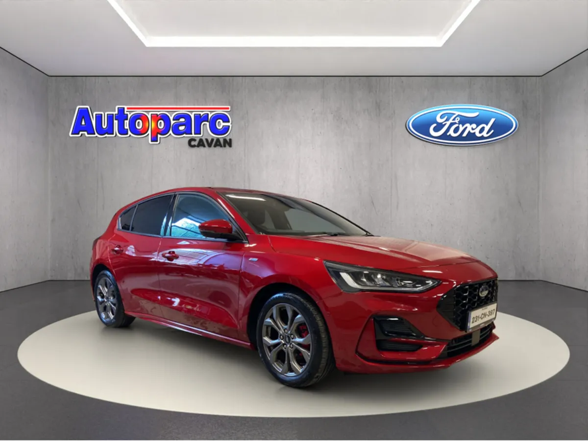 Ford Focus ST-LINE 5DR 1.0T 125 *Manufacturers War - Image 1
