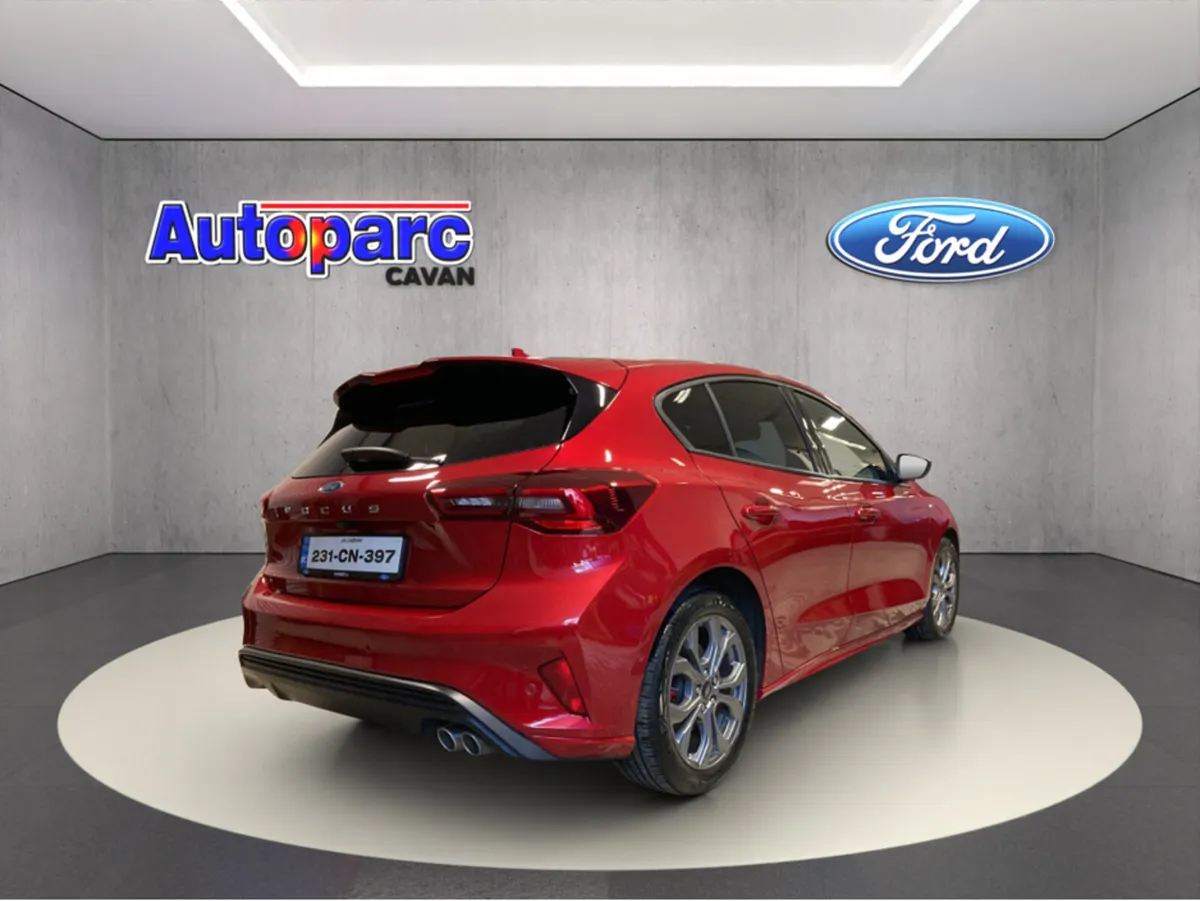 Ford Focus ST-LINE 5DR 1.0T 125 *Manufacturers War - Image 2