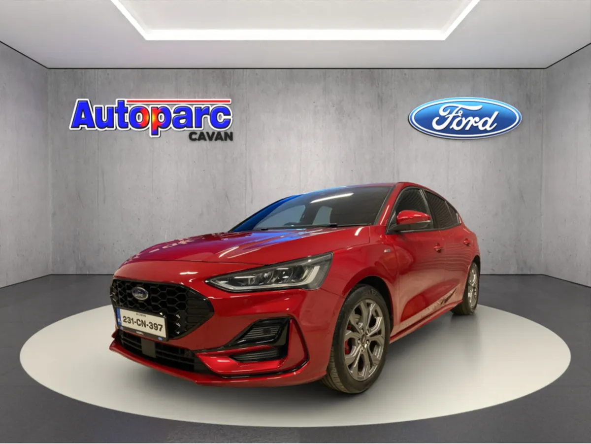 Ford Focus ST-LINE 5DR 1.0T 125 *Manufacturers War - Image 4