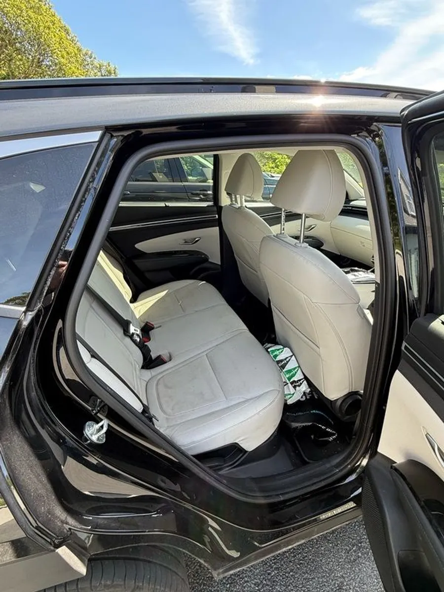2021 Hyundai Tucson - Image 3