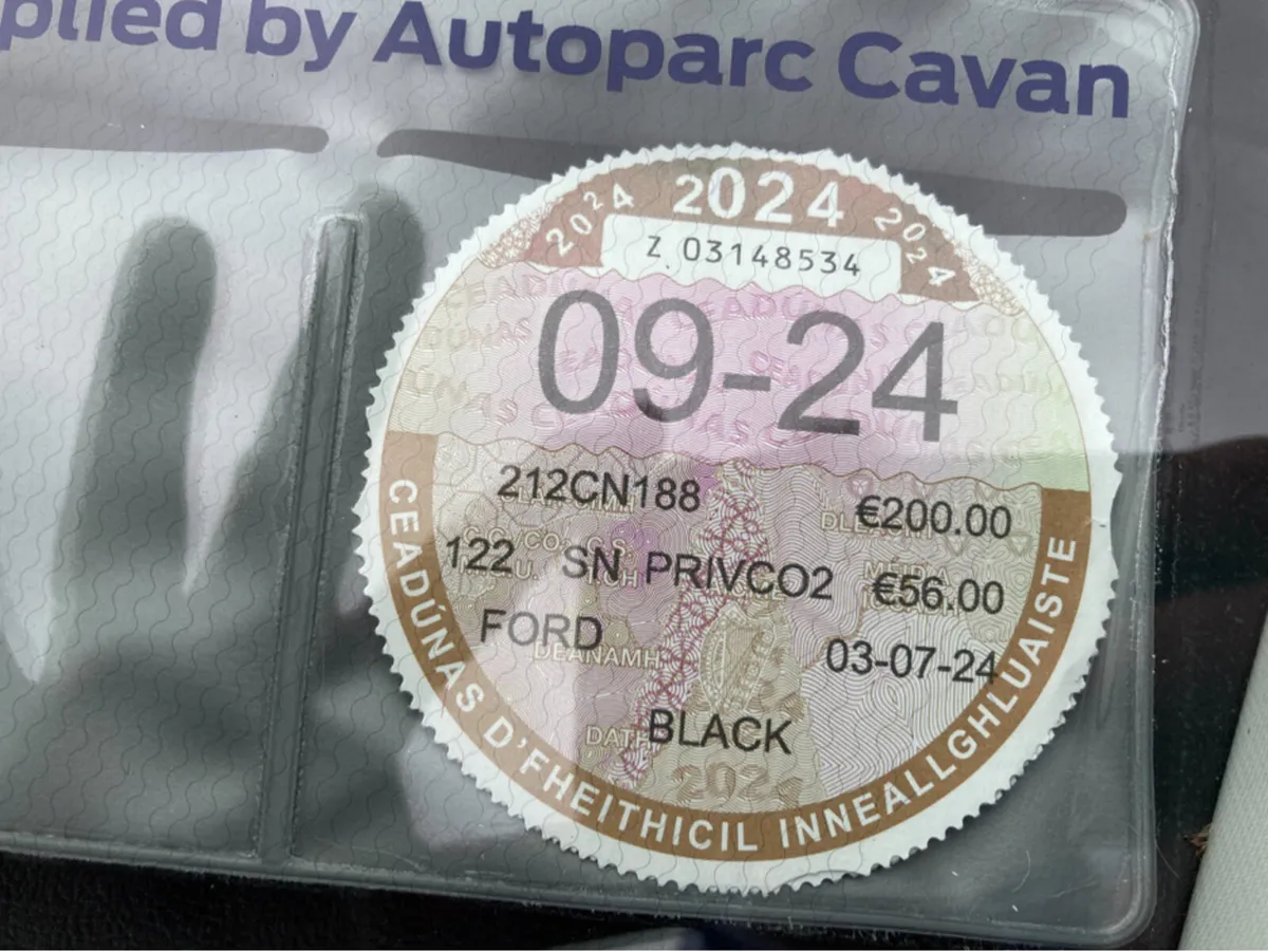 Ford Puma TITANIUM 5DR 1.0T 125 MHEV M6 FWD - Image 4