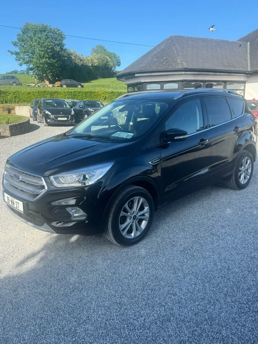 Ford kuga 2018 very low km titanium - Image 3