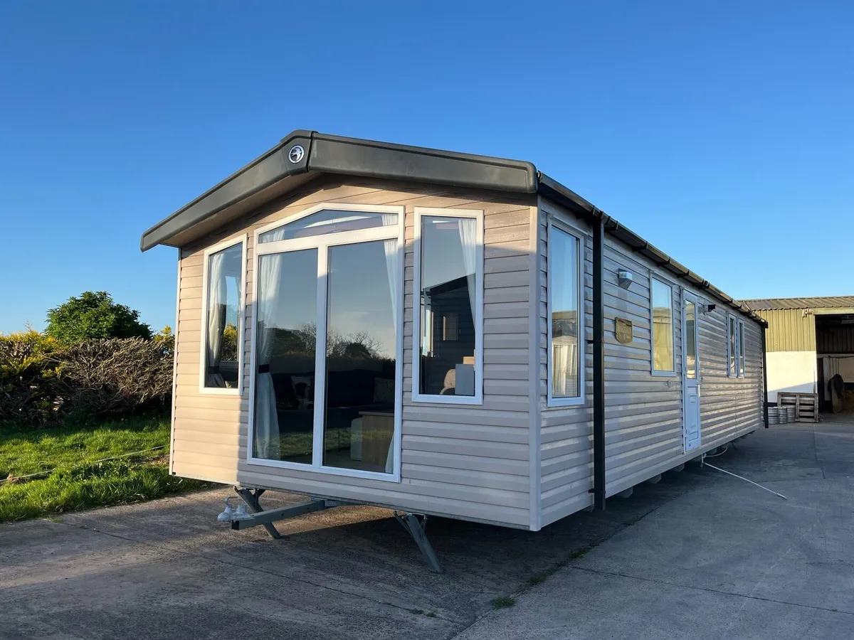 Swift Bordeaux mobile home - Image 1