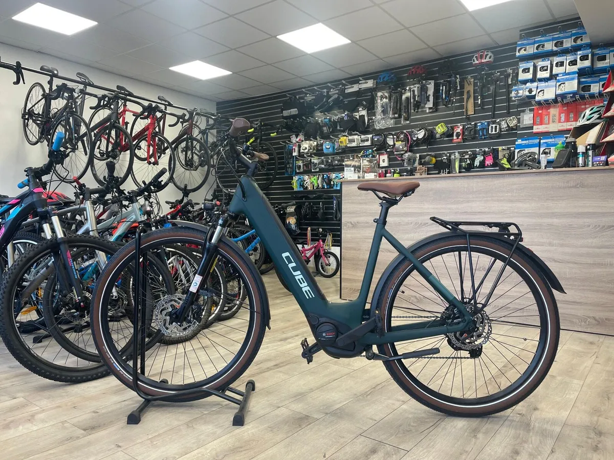 CUBE TOURING HYBRID ONE 625 (NEW) - Image 2