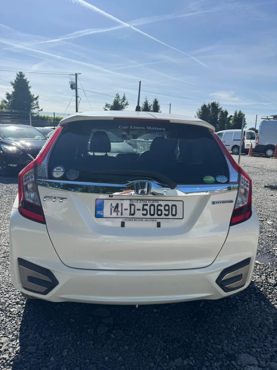 HONDA FIT HYBRID AUTOMATIC - Image 4