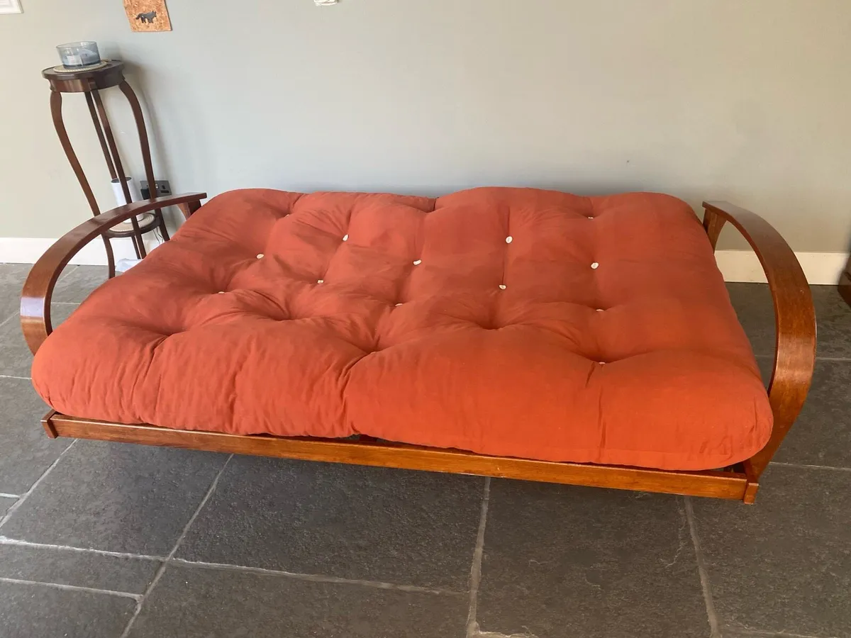 Futon sofa/double bed - Image 3