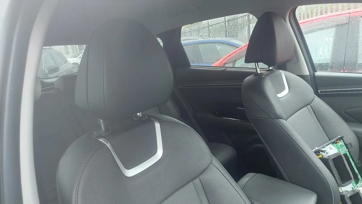 222 hyundai tucson - Image 3