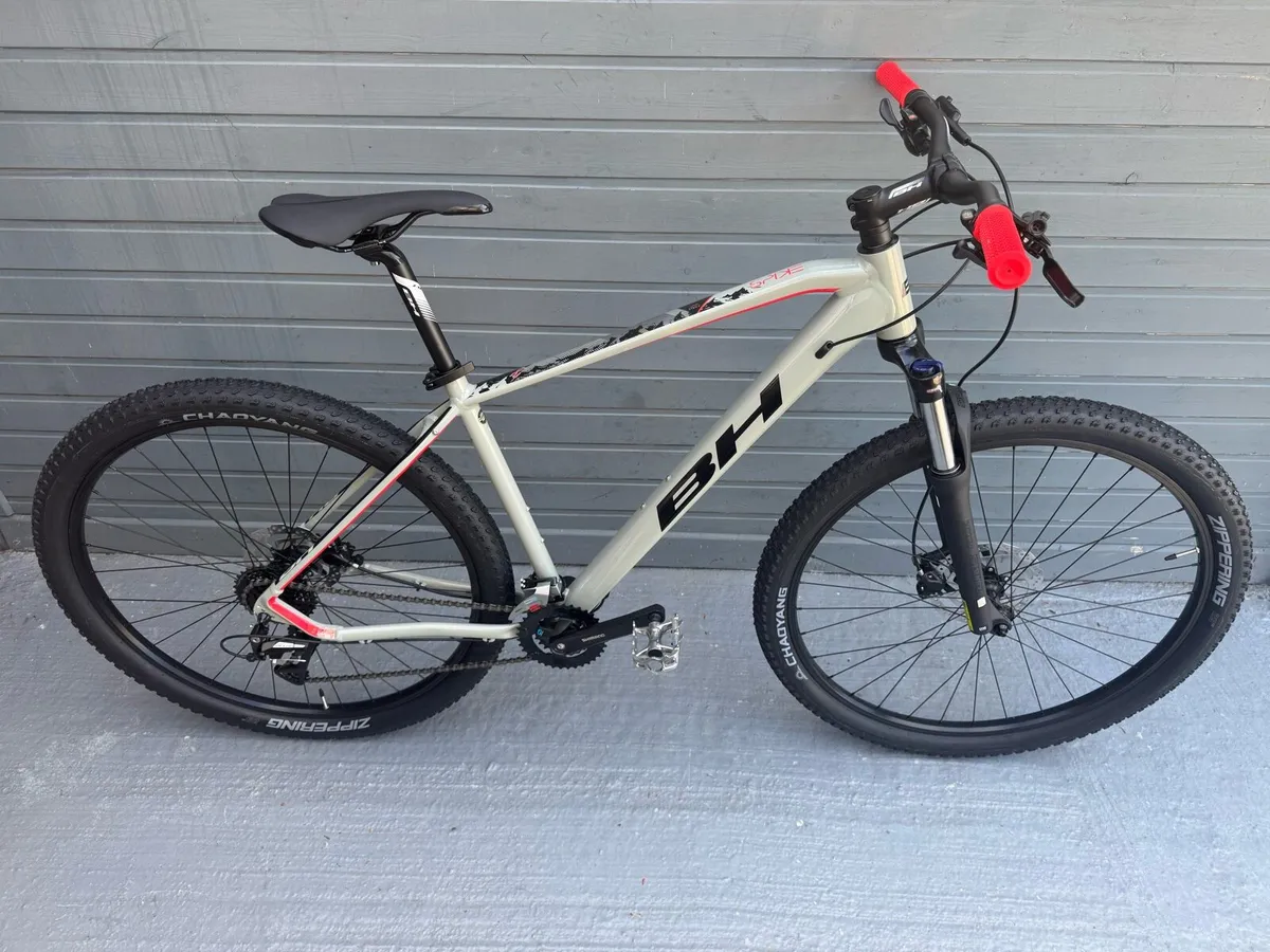 Free Delivery - BH Spike 2.0 Mountain Bike - Image 1