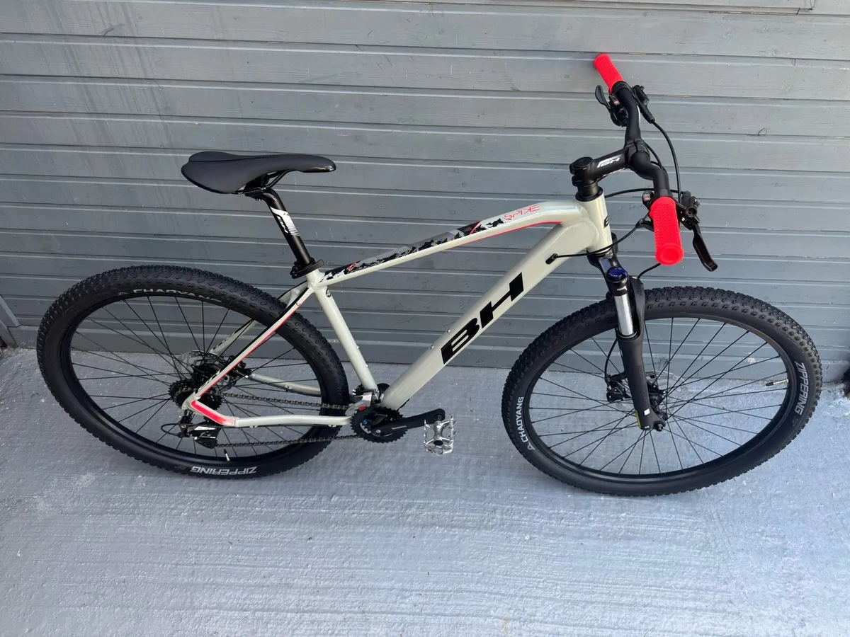Free Delivery - BH Spike 2.0 Mountain Bike - Image 2