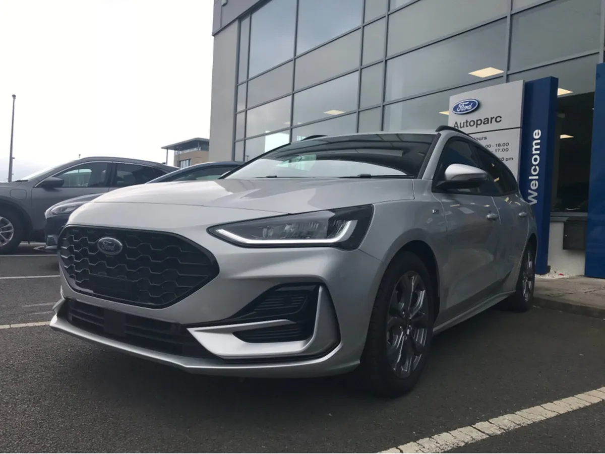 Ford Focus Estate 1.0 Petrol - Image 3