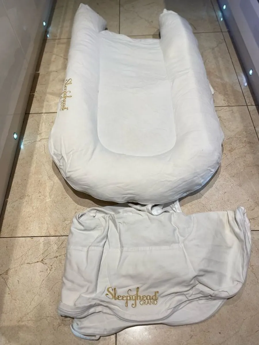 Sleepyhead Grand with spare cover - Image 2