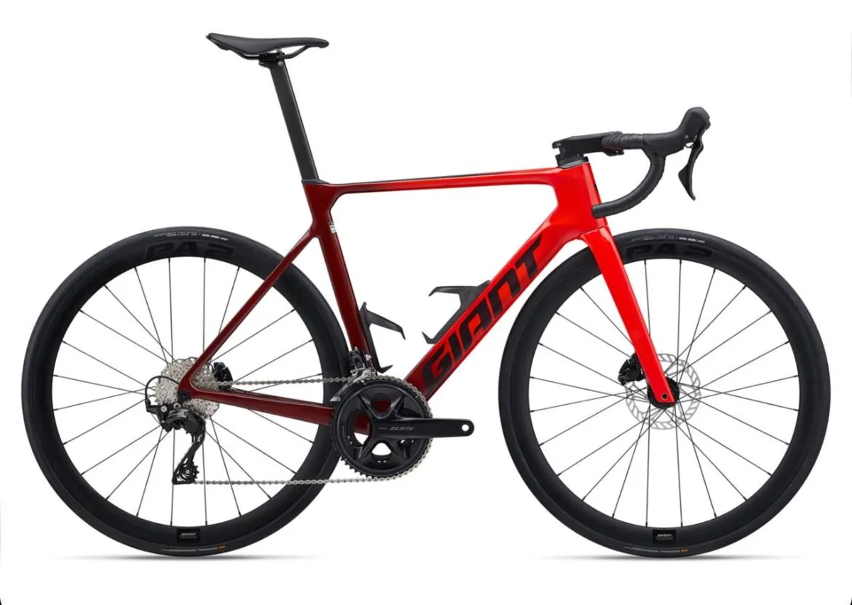 Giant Propel Advanced 2 105 Road 24 Speed - Image 1