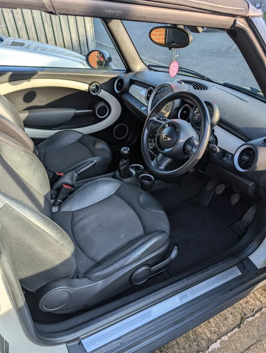 Mini Cooper 2015 - Image 3