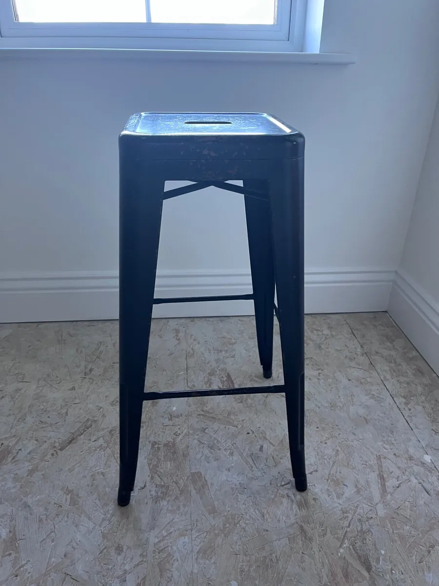 Bar stools - Image 1