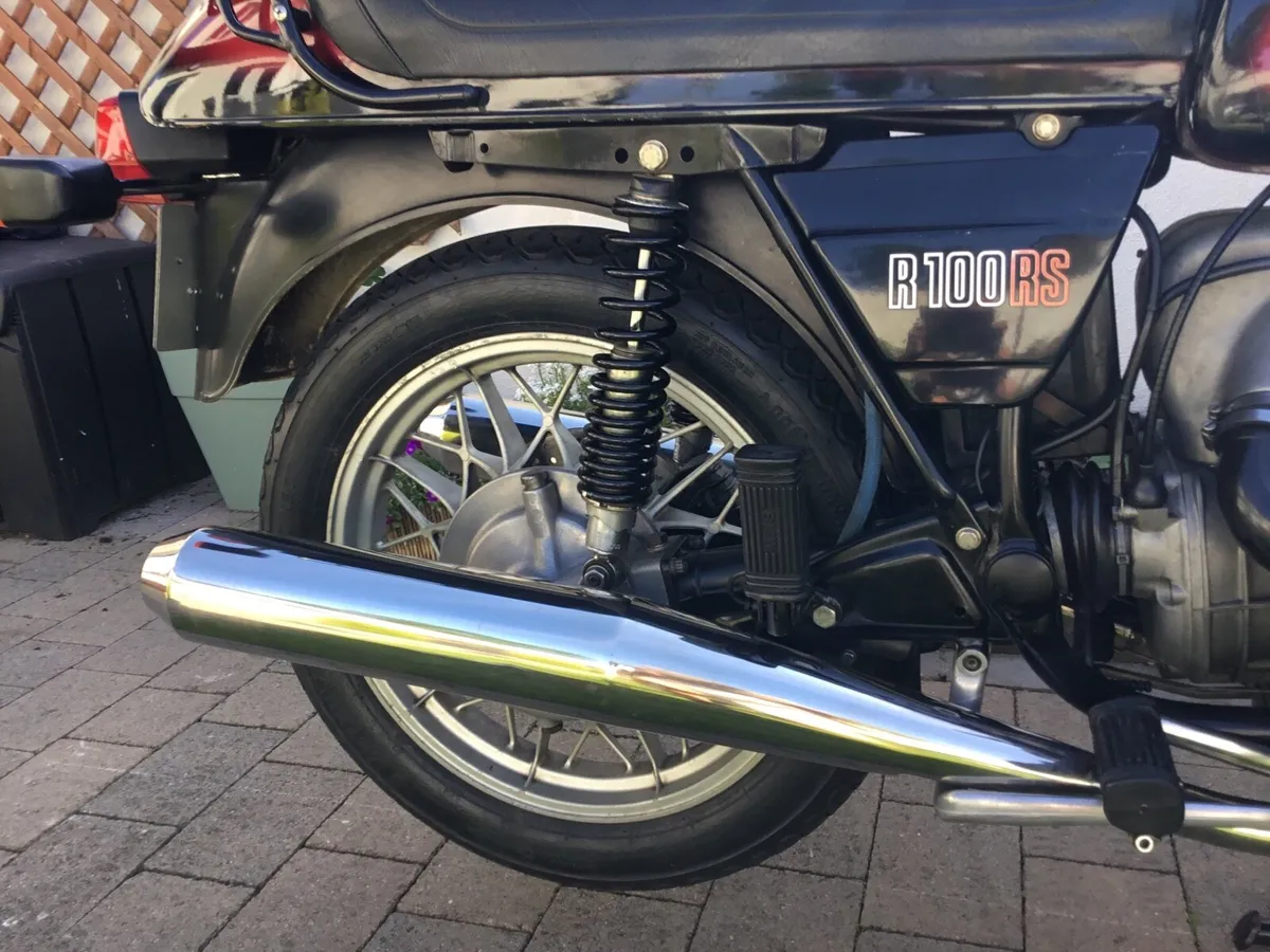 Motorcycle - Image 3