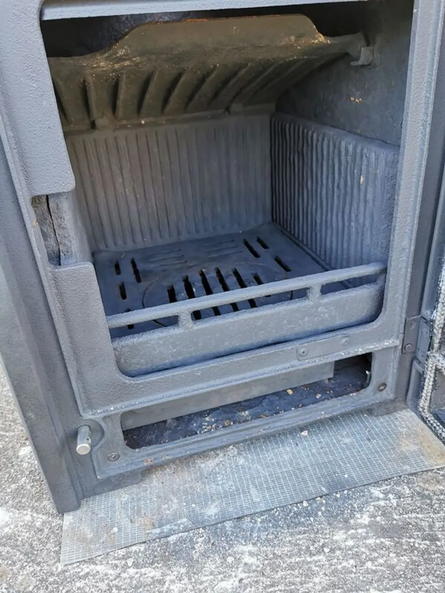 Insert Stove - Image 4