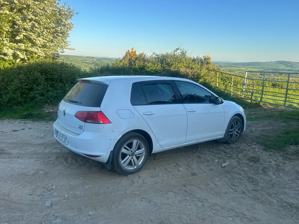 Volkswagen Golf - Image 4