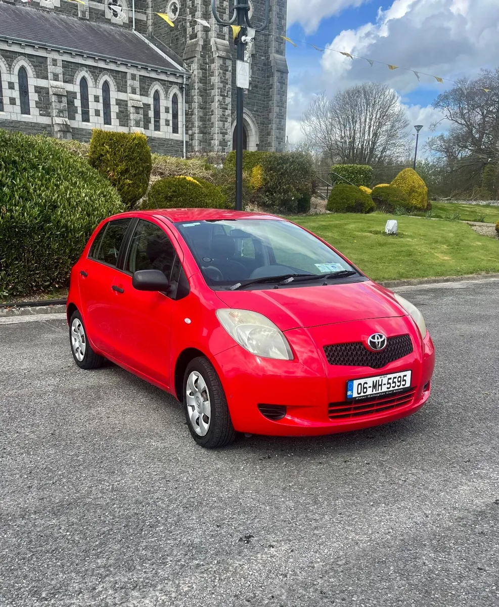 2006 Toyota Yaris - Image 1
