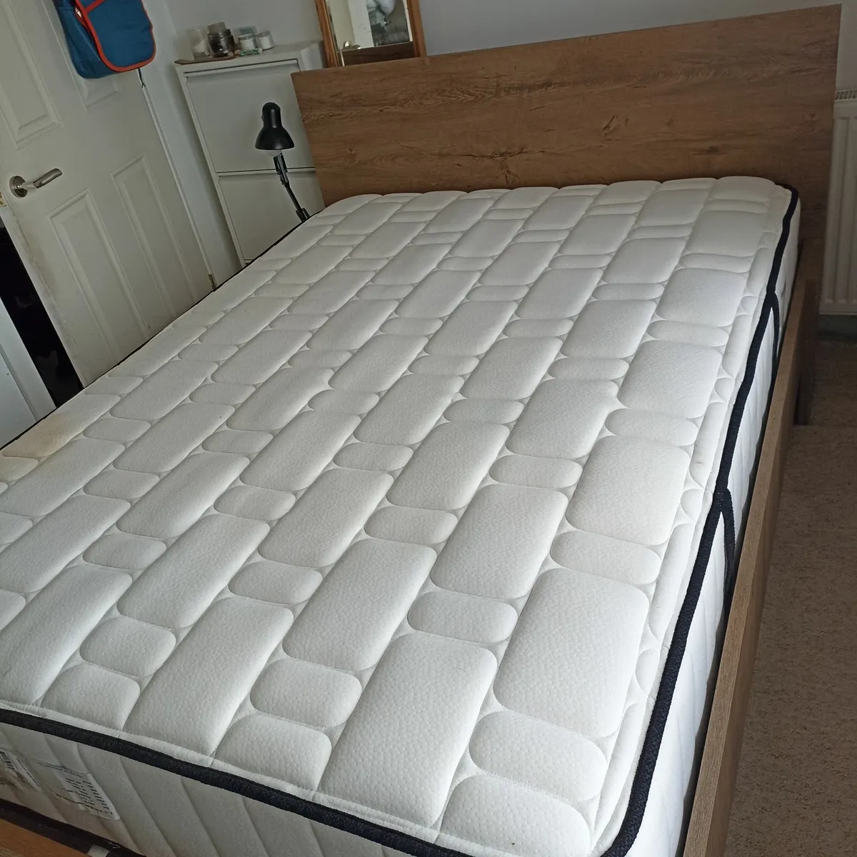 Bed - Image 1
