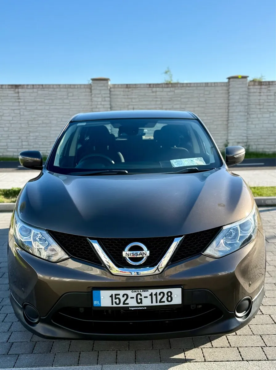Nissan Qashqai Automatic - Image 2