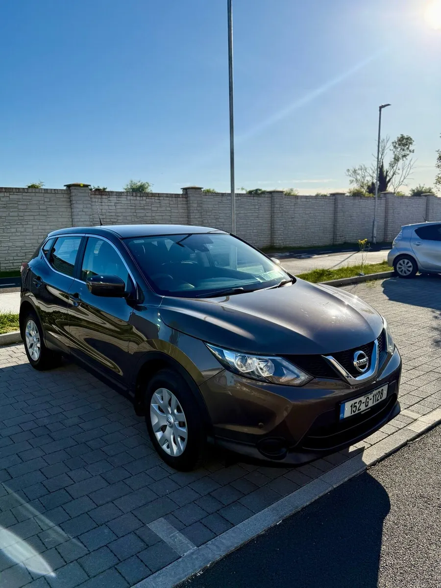 Nissan Qashqai Automatic - Image 3