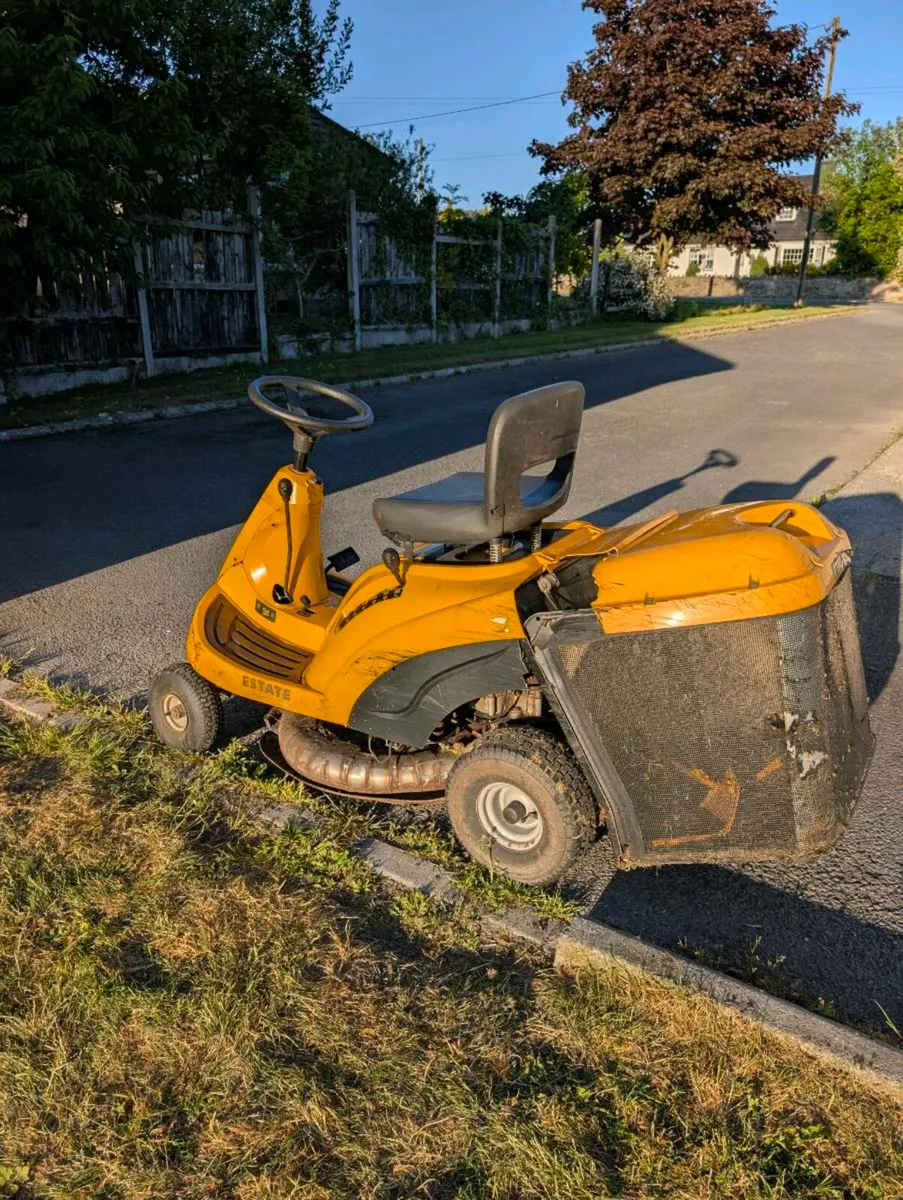 Ride on lawnmower - Image 3