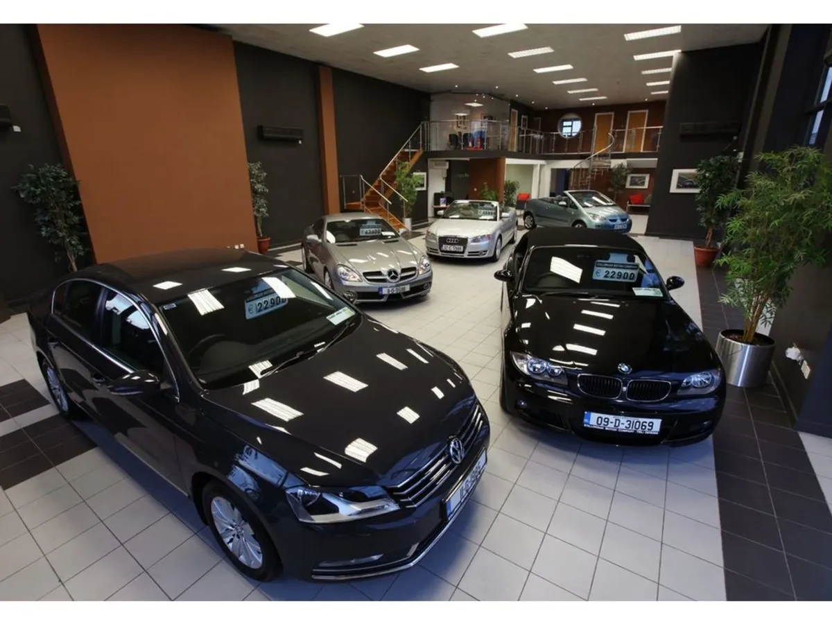 Audi A6 Black Edition S-line 2.0 TDi Auto Ultra 1 - Image 2