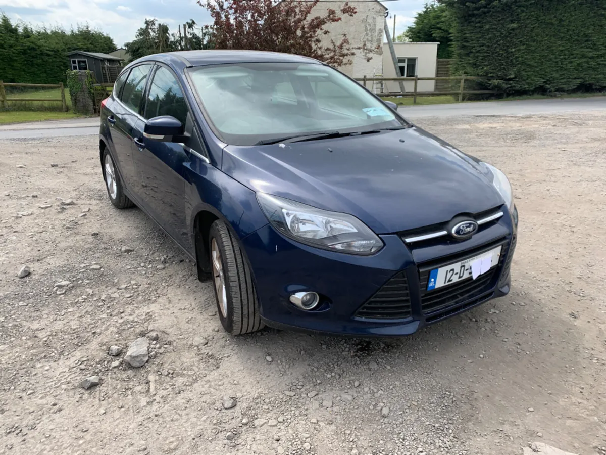 FORD FOCUS 1.6 PETROL 2012 BREAKING - Image 1