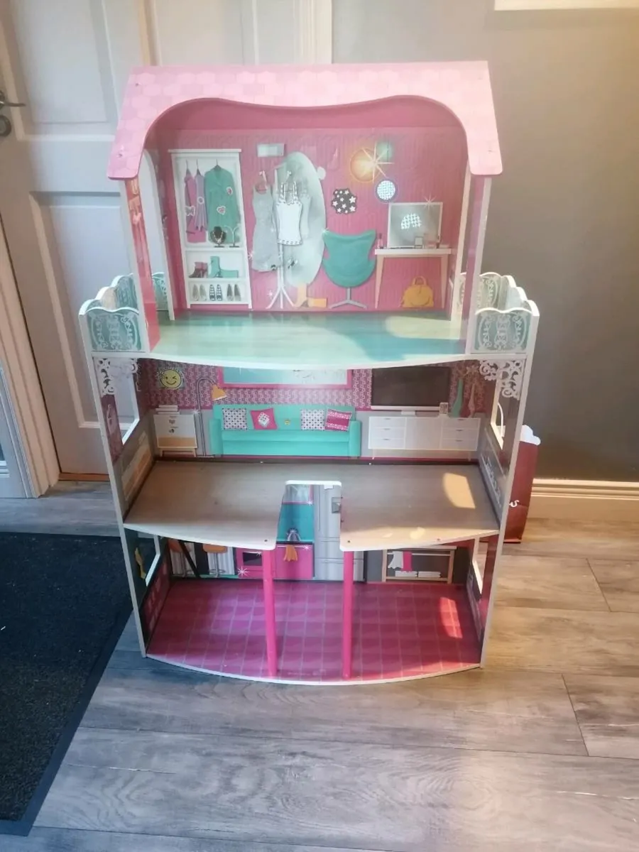 Dolls house - Image 2