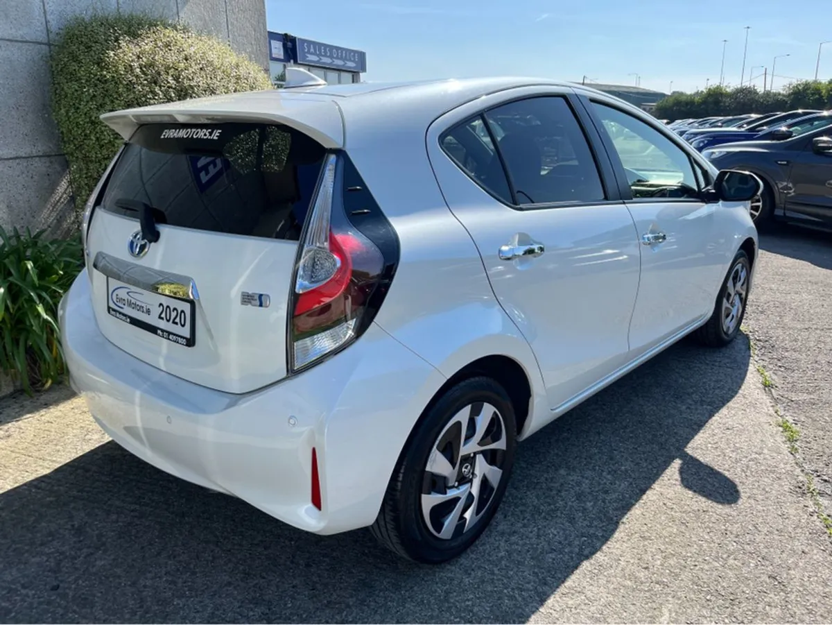 Toyota Aqua Automatic Hybrid 1.5 Petrol //high Sp - Image 4