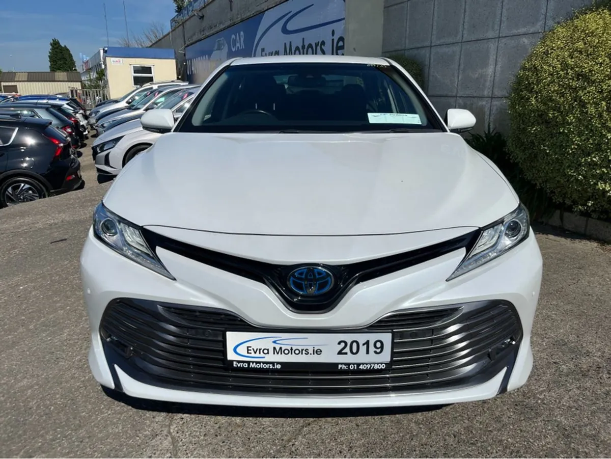 Toyota Camry Automatic Hybrid 2.5 Petrol - Image 2