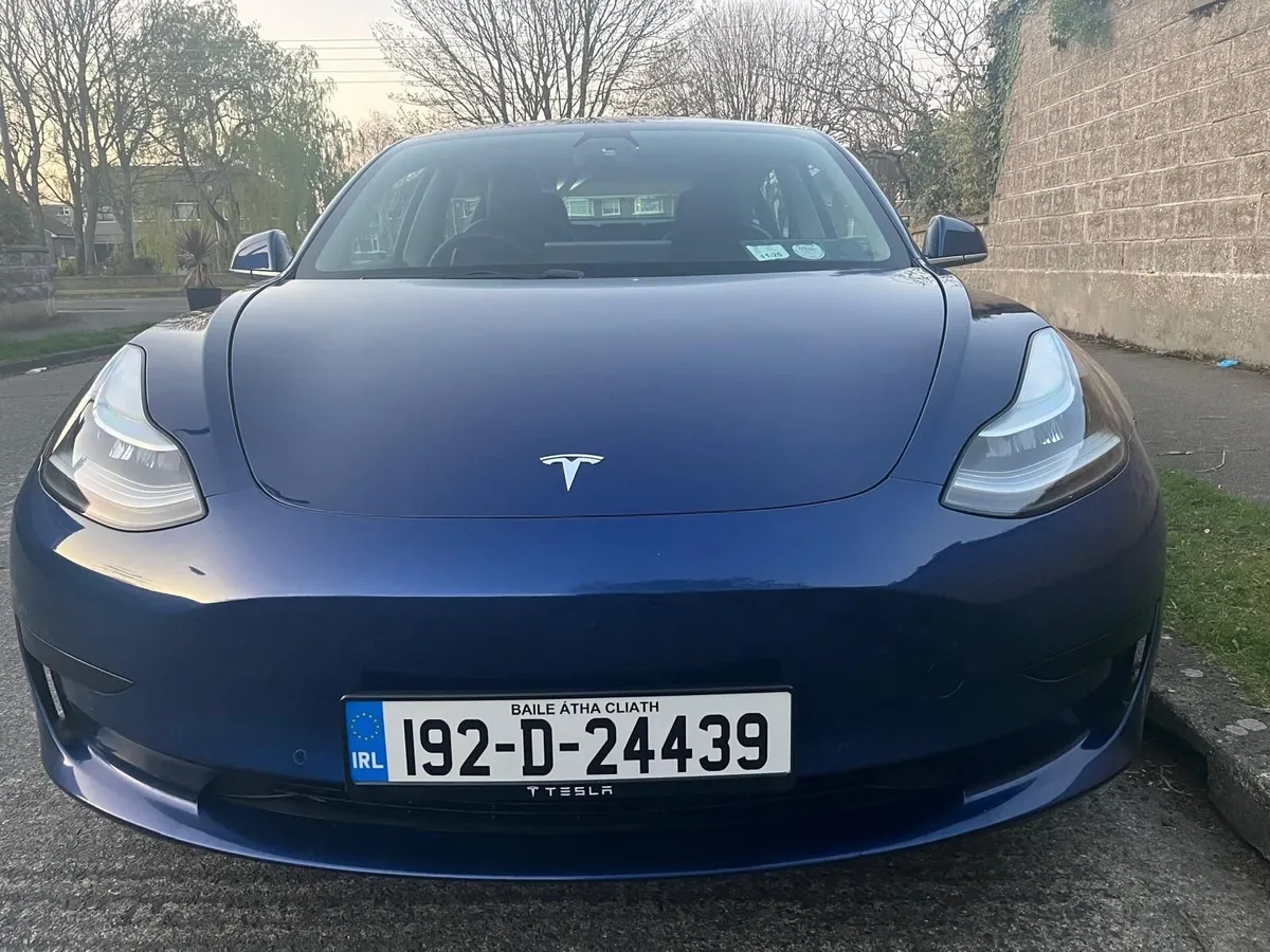 2019 Tesla model 3 - Image 3