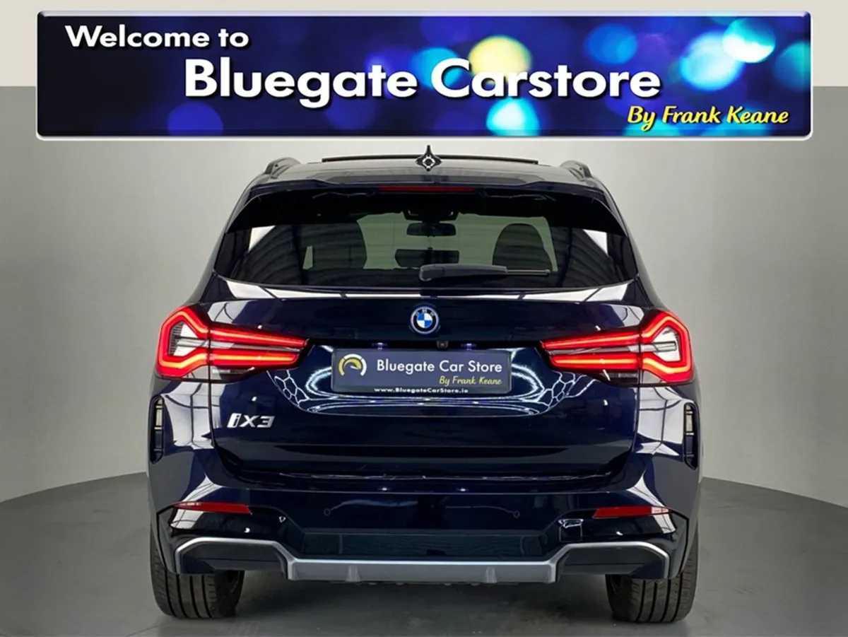 BMW iX3 M Sport panoramic Sunroof heated M Sport - Image 4
