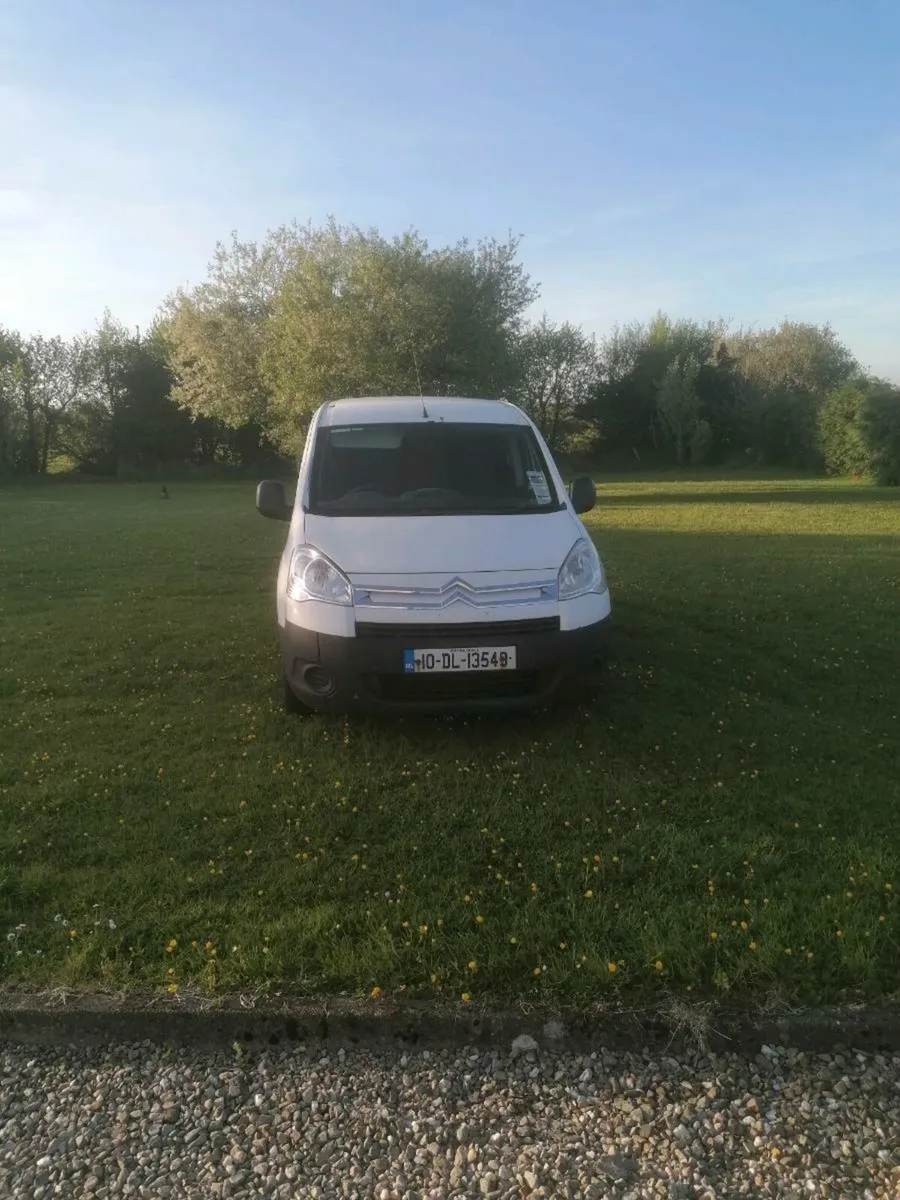 Van - Image 1