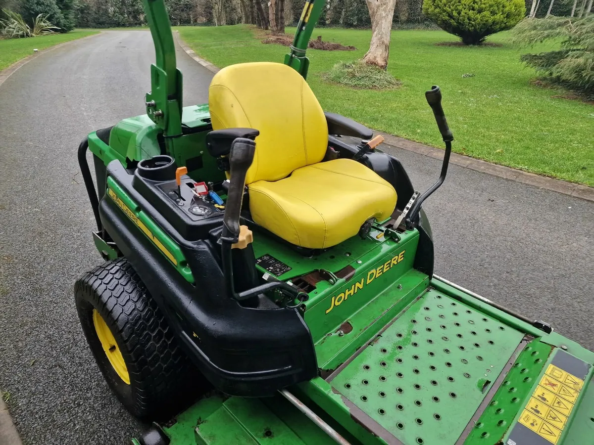 John Deere 38hp zero turn ride on mower lawnmower - Image 4