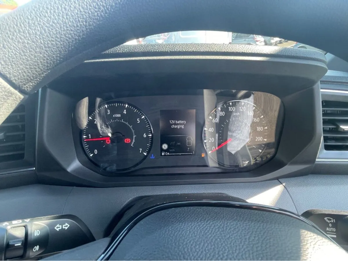 Nissan Interstar L2 H2 FWD 130 SV Premium - Image 2