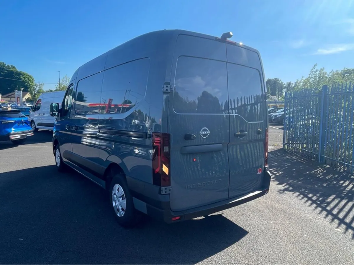Nissan Interstar L2 H2 FWD 130 SV Premium - Image 3